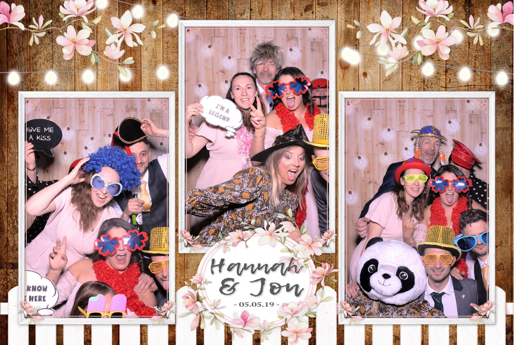 Hannah and Jon | View more photos from the event at gallery.blissbooth.co.uk/u/BlissBooth/Hannah-and-Jon